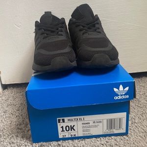 Adidas Toddler Size 10 Sneaker